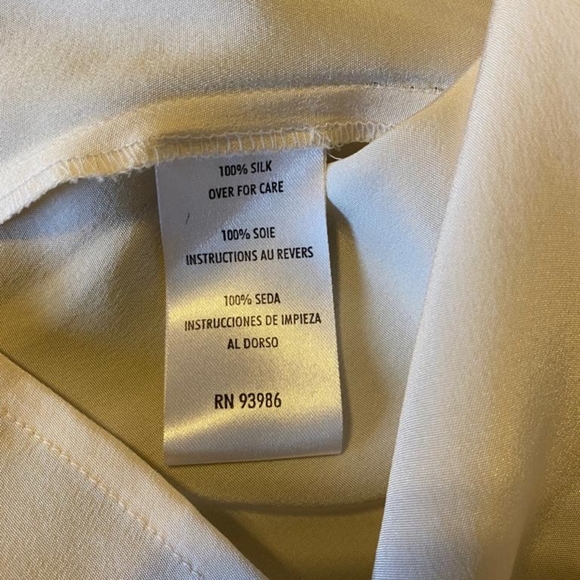 Creme Silk Blouse NWT 16 - Picture 4 of 4